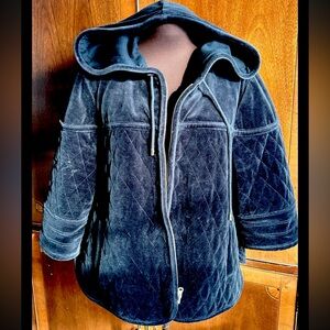SAKS FIFTH AVE sXL blk velour jacket-quilted-super soft-deep side pockets-hood